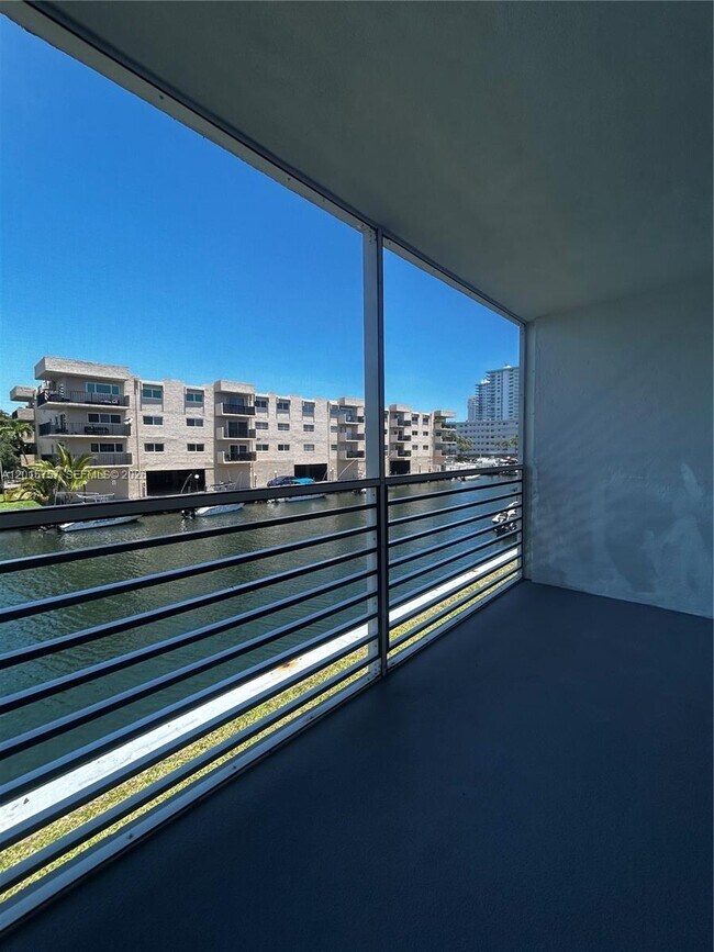 Photo - 3849 NE 169th St Unit 204