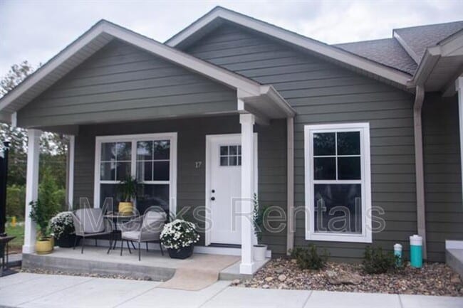 38 Flats Dr