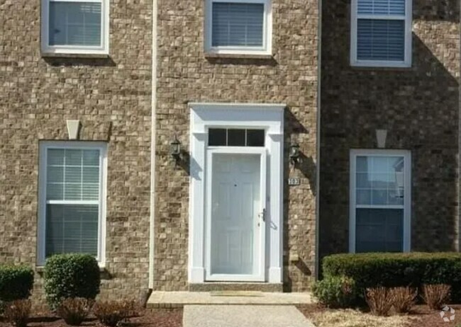 Building Photo - 307 Dakota Dr Rental
