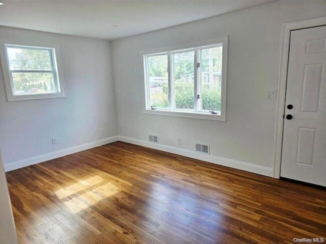 Photo - 26 Midday Dr