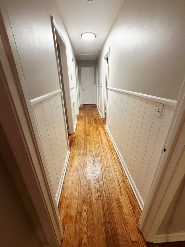 Photo - 1705 Elmwood Rd