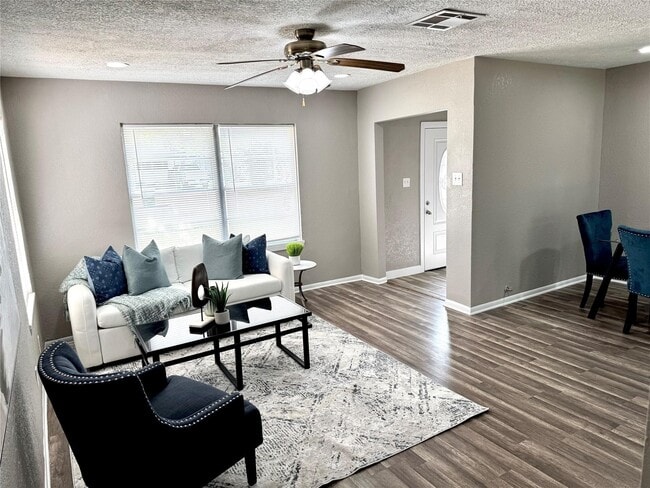 Photo - 903 Roper St