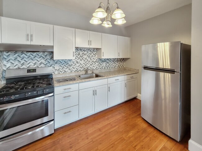 Photo - 338-342 Warren St