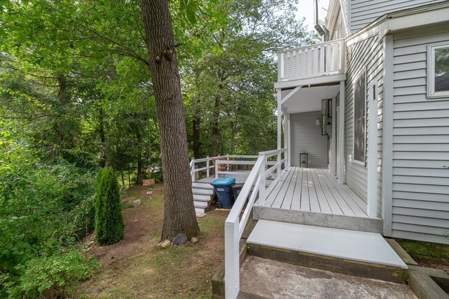 12 Longfellow Rd