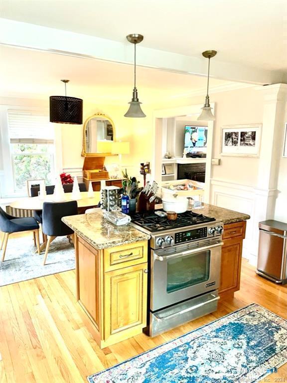 54 Bungalow Ave