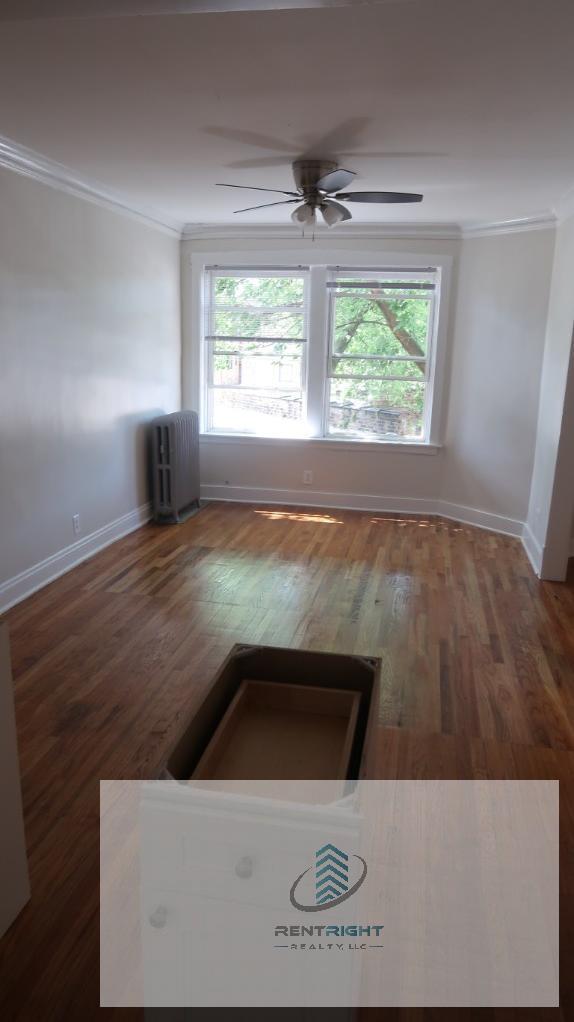 Building Photo - 4300 N Pulaski Rd Rental