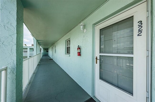 Photo - 1706 Belleair Forest Dr Unit 322