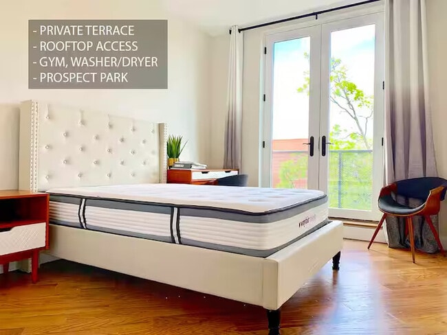 Photo - Furnished room/NOT APARTMENT Unit 4PH