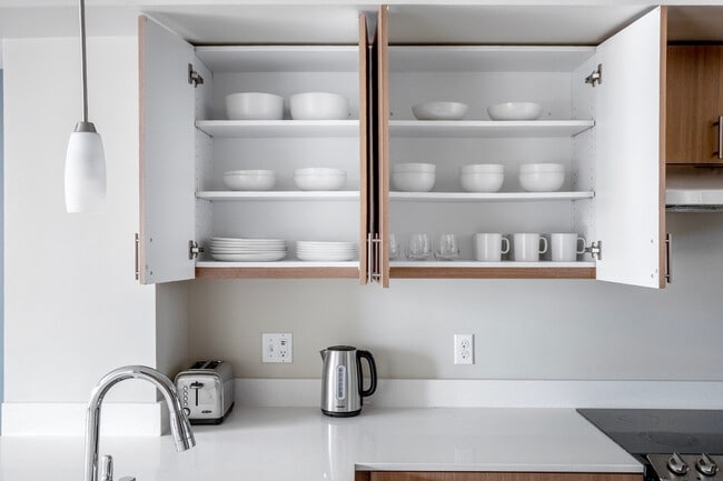 Photo - 15301 NE Turing St Unidad FL8-ID997