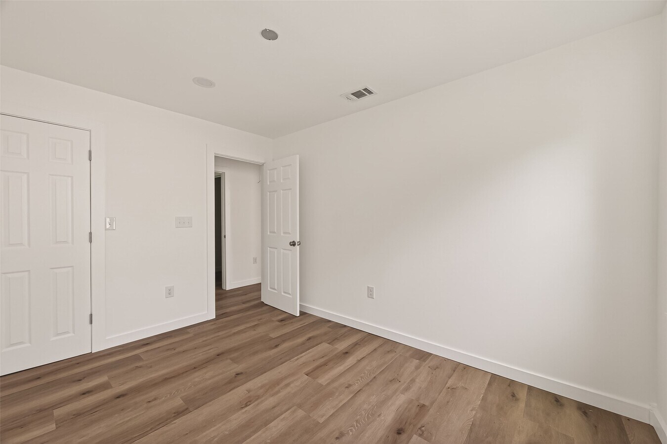 Photo - 3922 Alsace St