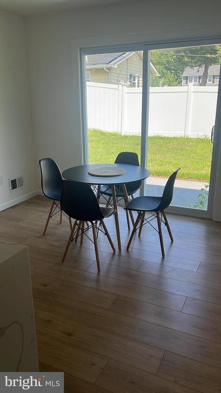 Photo - 29 Hinsdale Ln