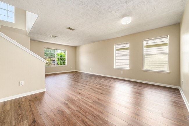 Photo - 3434 Fiorella Way