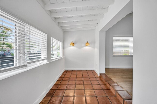 Photo - 429 NE 73rd St