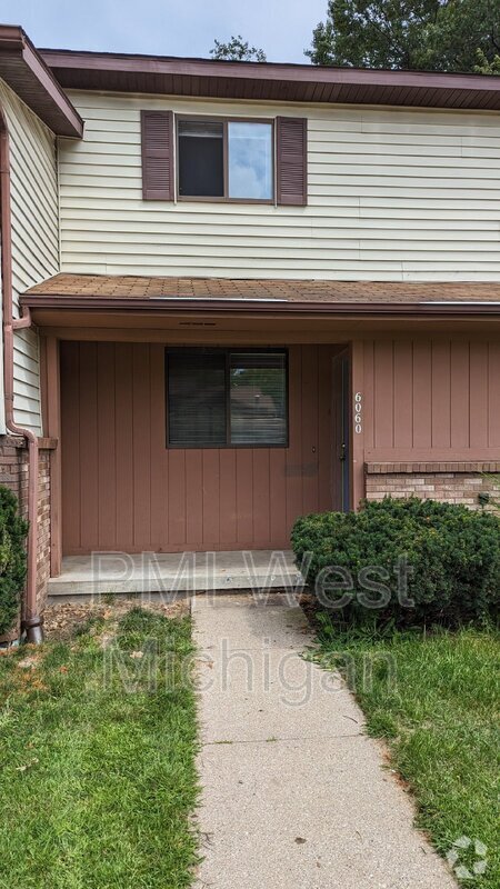 Building Photo - 6071 In the Pines Dr SE Rental