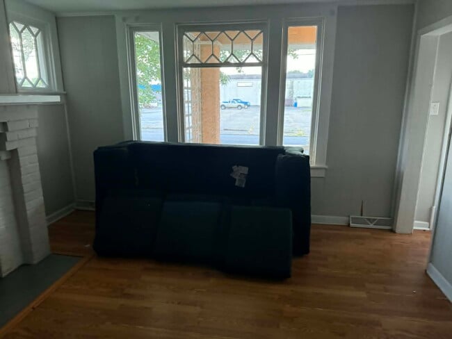 Photo - 122 W Westover Ave