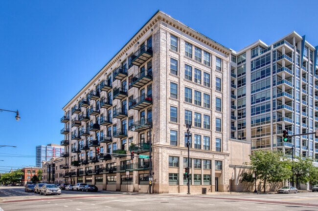 Photo - 1801 S Indiana Ave Unidad 307