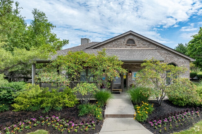 Clubhouse - Emerald Lakes