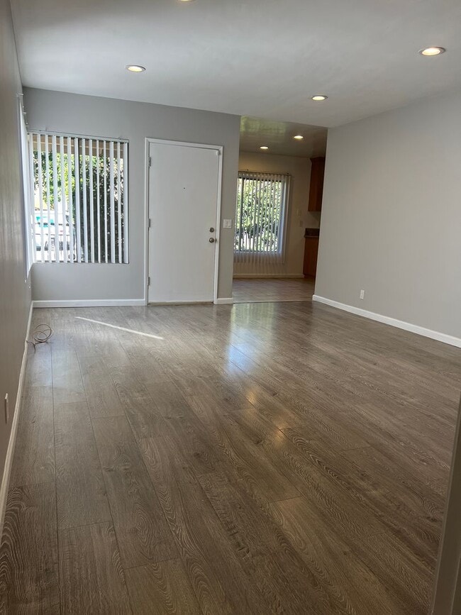 Photo - 1162 Raymond Ave Unit A