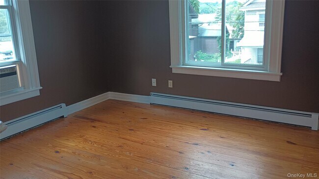 Photo - 70 Academy Ave