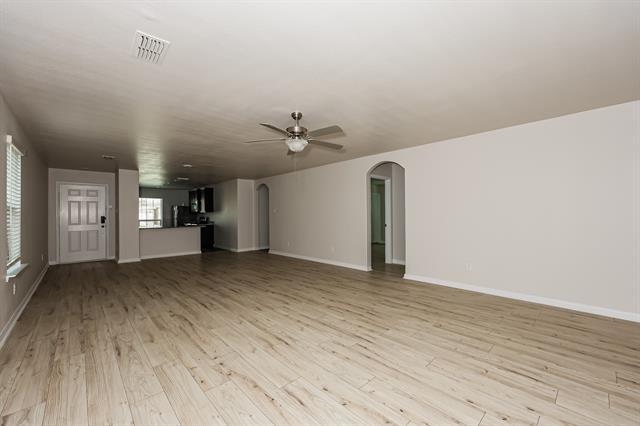 Photo - 122 Bluebonnet Dr