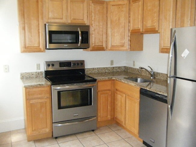 Photo - 1906 Fairmount Ave Unit 4