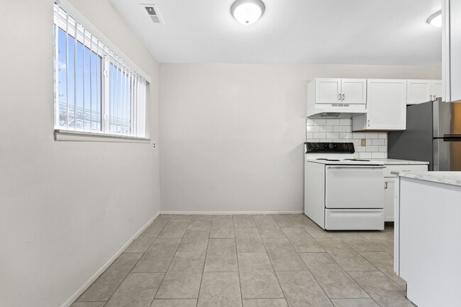 Photo - 4221 Quarry Rd