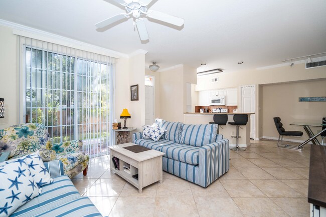 Photo - "Charming 2-Bed, 2-Bath Townhouse Retreat in Tampa's Serene White Lake Court!"