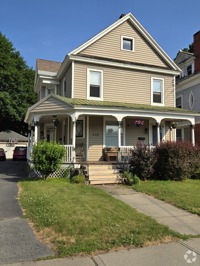 Apartments for Rent in Queensbury NY 63 Apartments