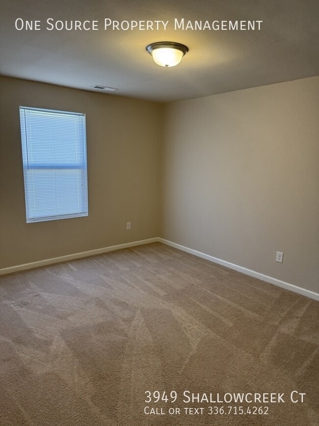 Photo - 3949 Shallowcreek Ct