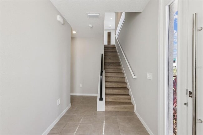 Photo - 544 N Bumby Ave