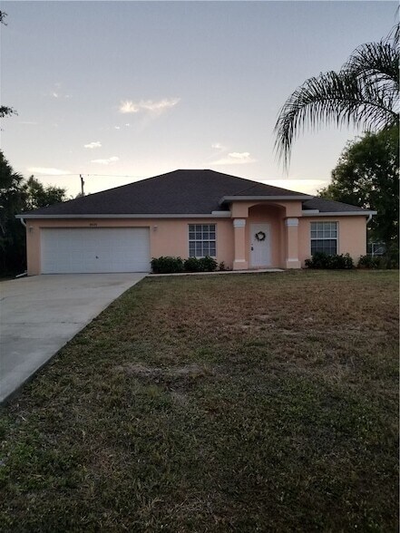 8025 98th Ct
