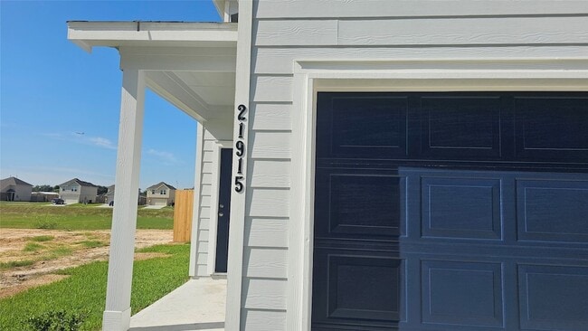 Photo - 21915 Grand Majestic Dr