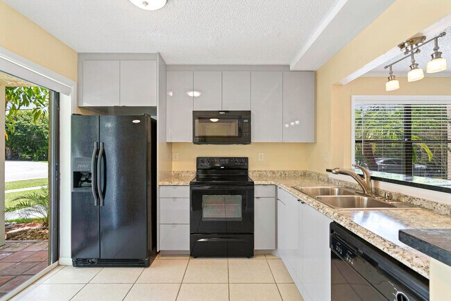 Photo - 3275 Frederick Blvd Condo Unit 15 D