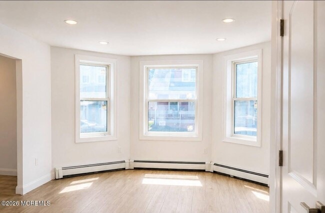 248 1st St
