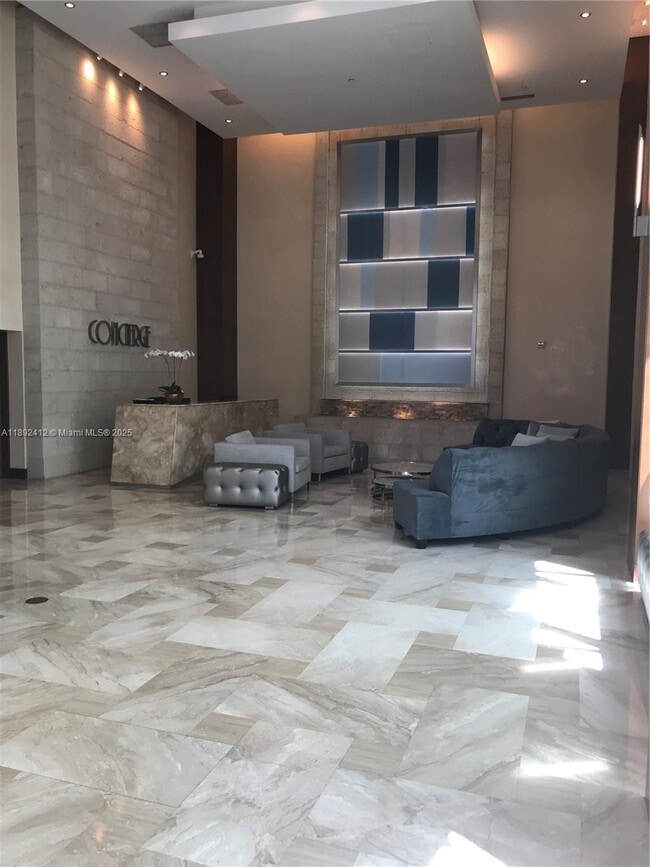 Photo - 31 SE 5th St Unit 405