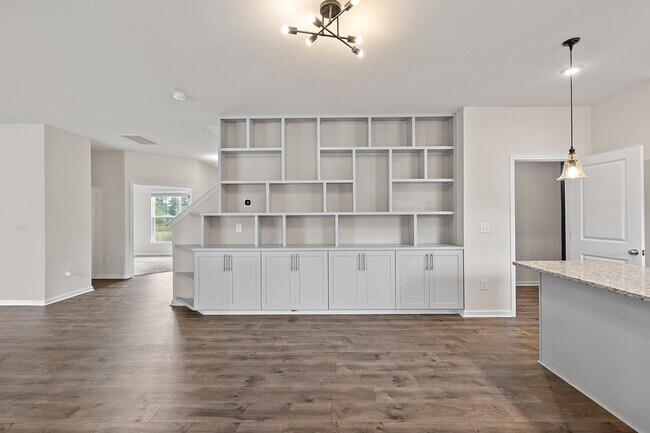 3005 Highwater Dr