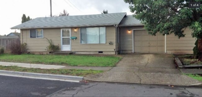 Building Photo - WarP01 Unit 2090 9th St