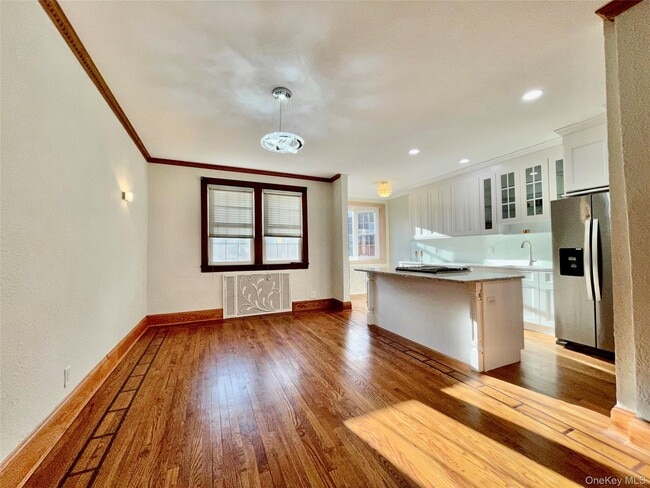 Photo - 29-28 163rd St