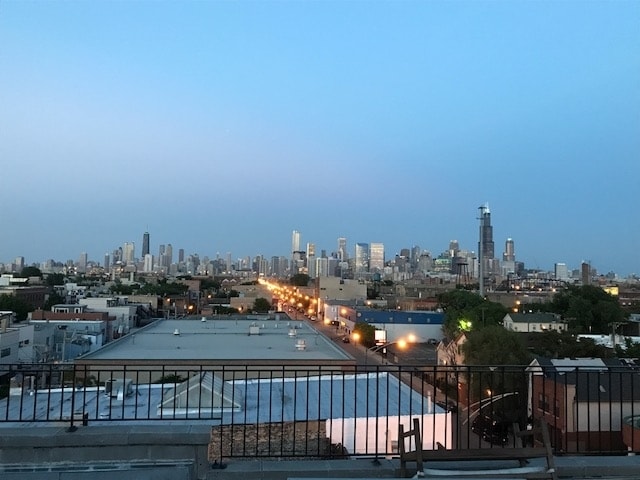 Building Photo - 500 N Damen Ave Unit Loft property