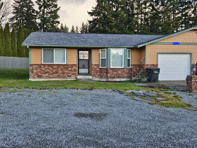 Front of duplex - 24603 104th Avenue Ct E House