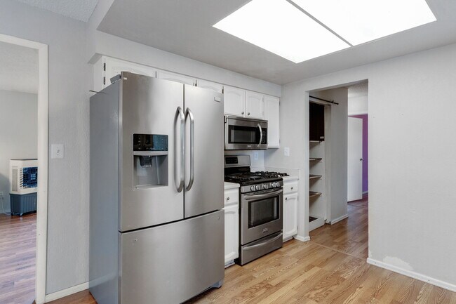Photo - 3940 Oberding Dr