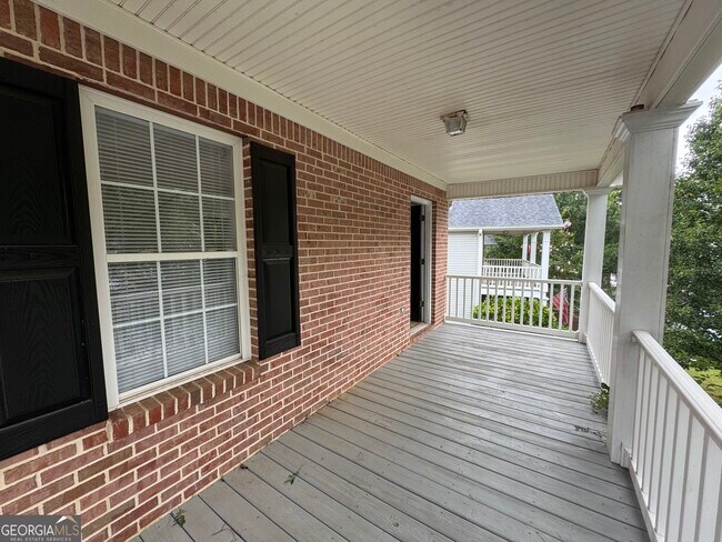 Photo - 223 Milford Dr