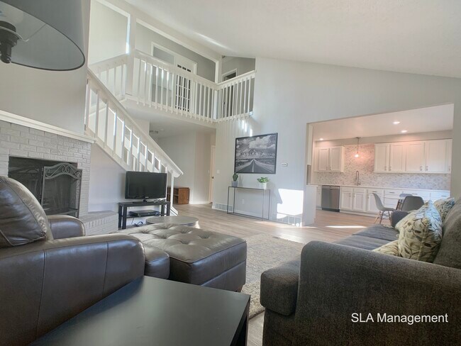 Photo - 1320 Vivian St