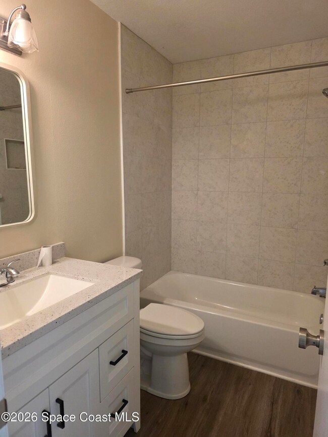 Photo - 1431 Sheafe Ave NE