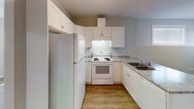 Photo - 9503-9112 112 Ave Unit 202B