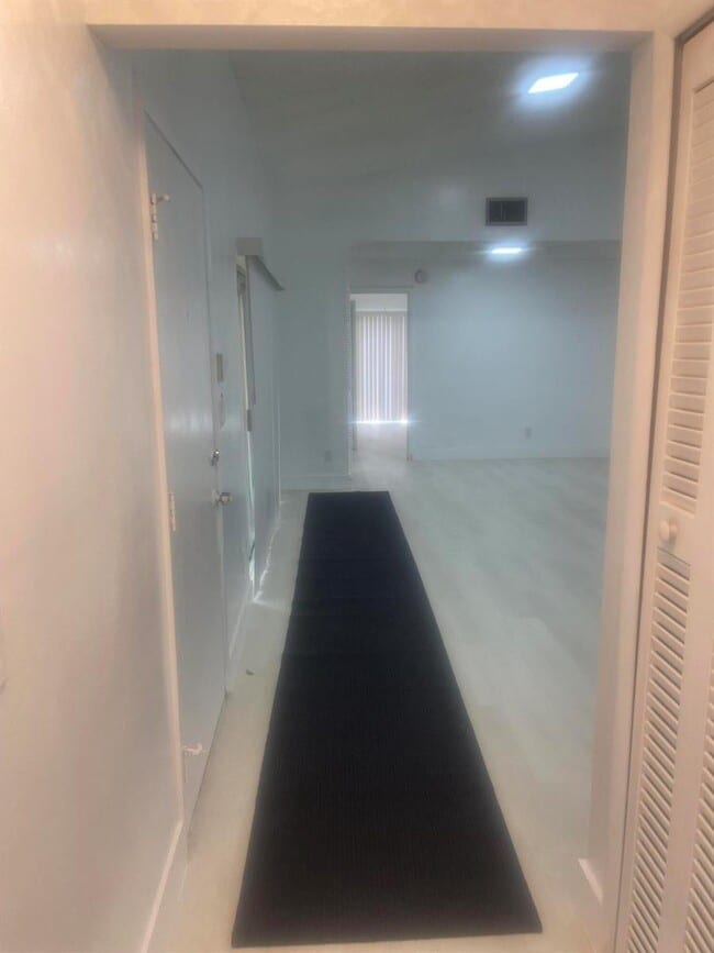 Photo - 202 Sparrow Dr Unit 1