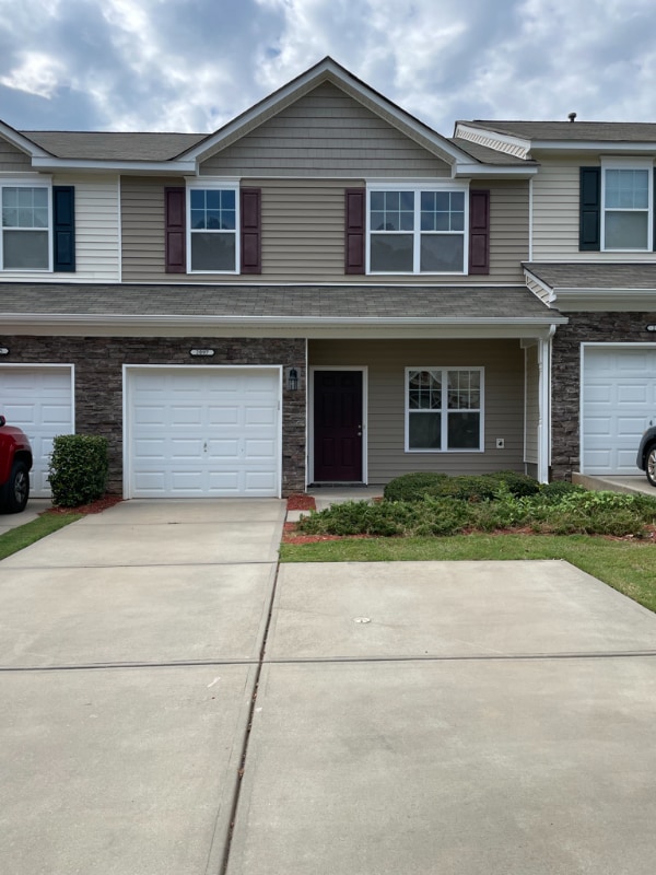 Building Photo - 2097 Shady Pond Dr Rental