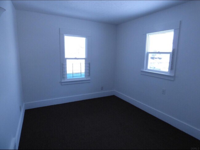 Photo - 1534 Van Buren St