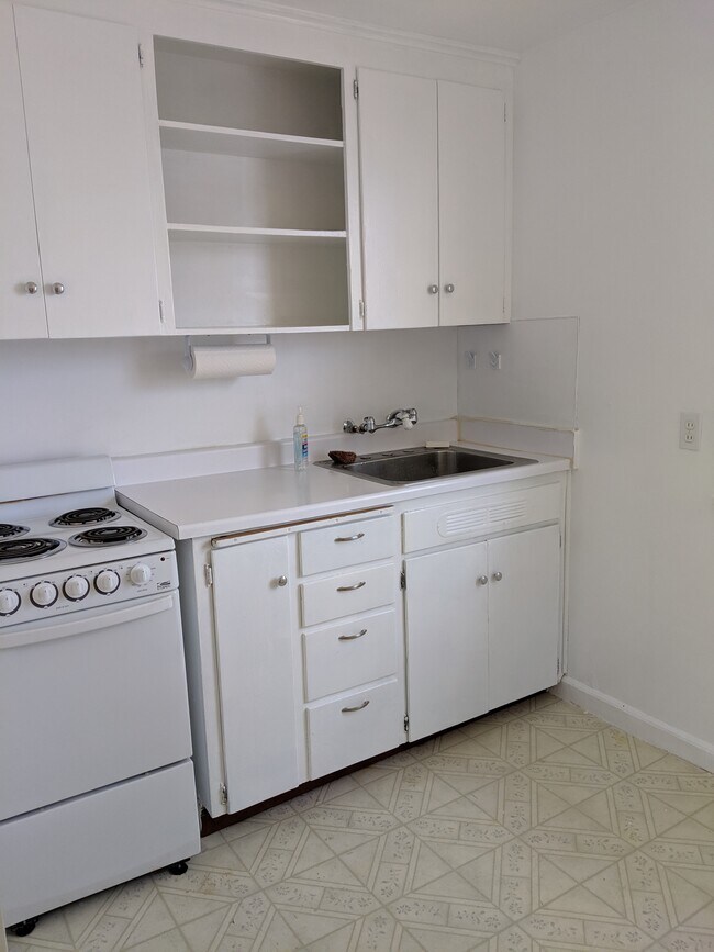 Photo - 17214 Ronald Pl N Unit apt 6