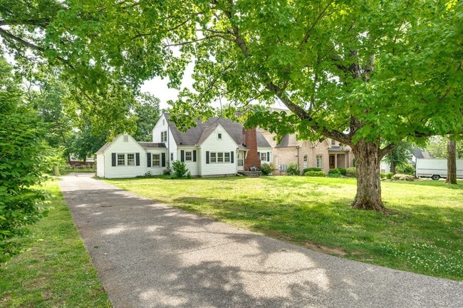 Photo - 712 Cantrell Ave